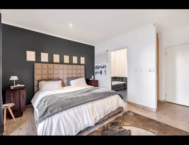 3 BEDROOM TOWNHOUSE FOR SALE IN DUNKELD WEST